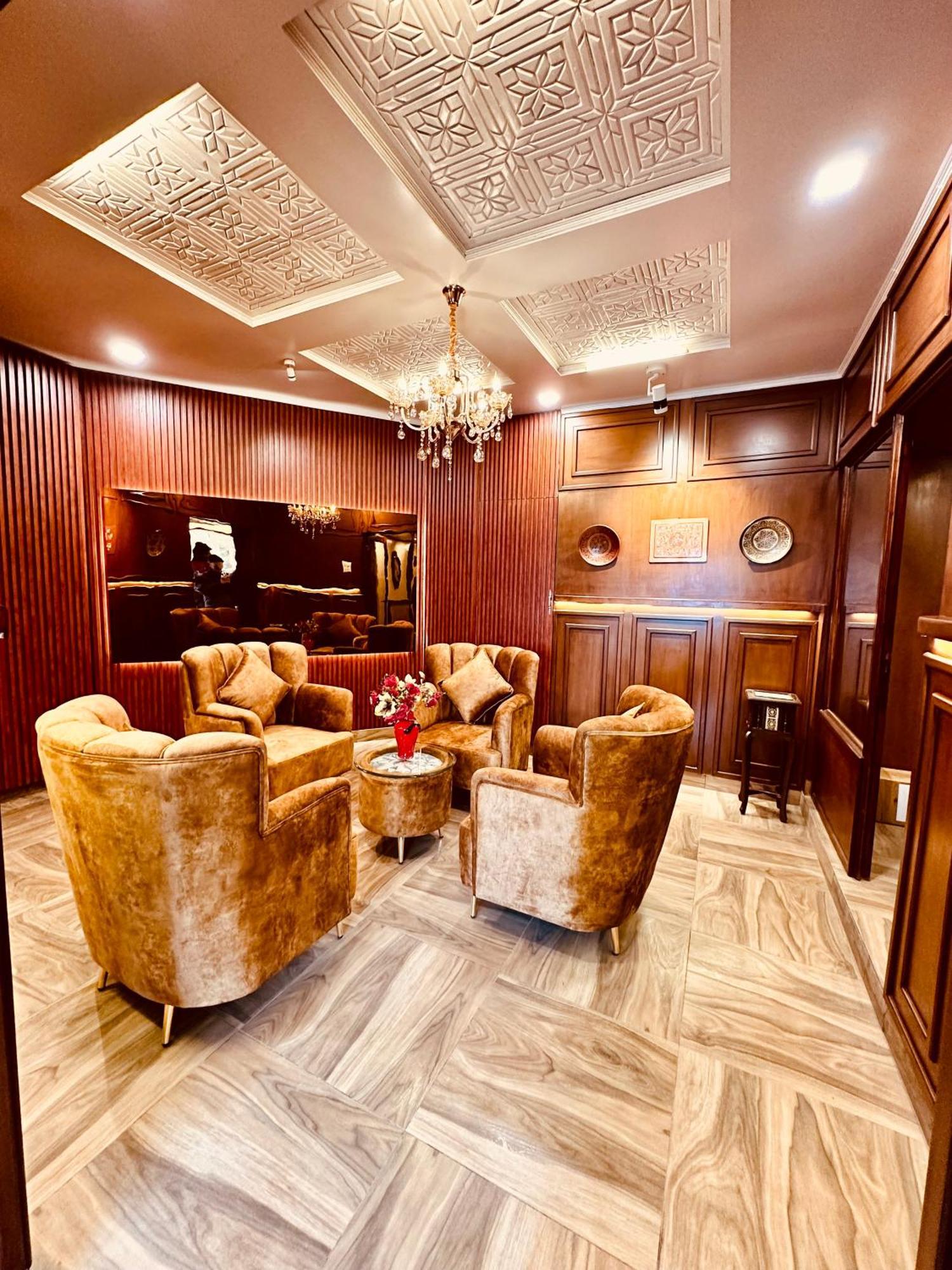 Walisons Hotel Srīnagar Exteriér fotografie