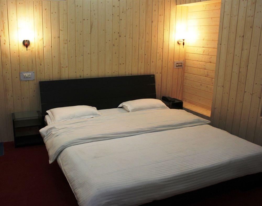 Walisons Hotel Srīnagar Exteriér fotografie