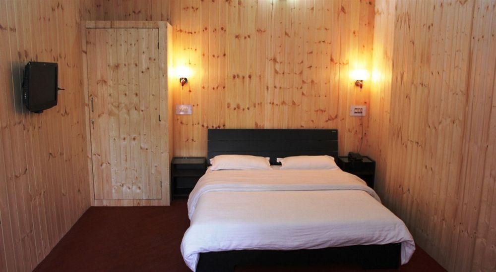 Walisons Hotel Srīnagar Exteriér fotografie