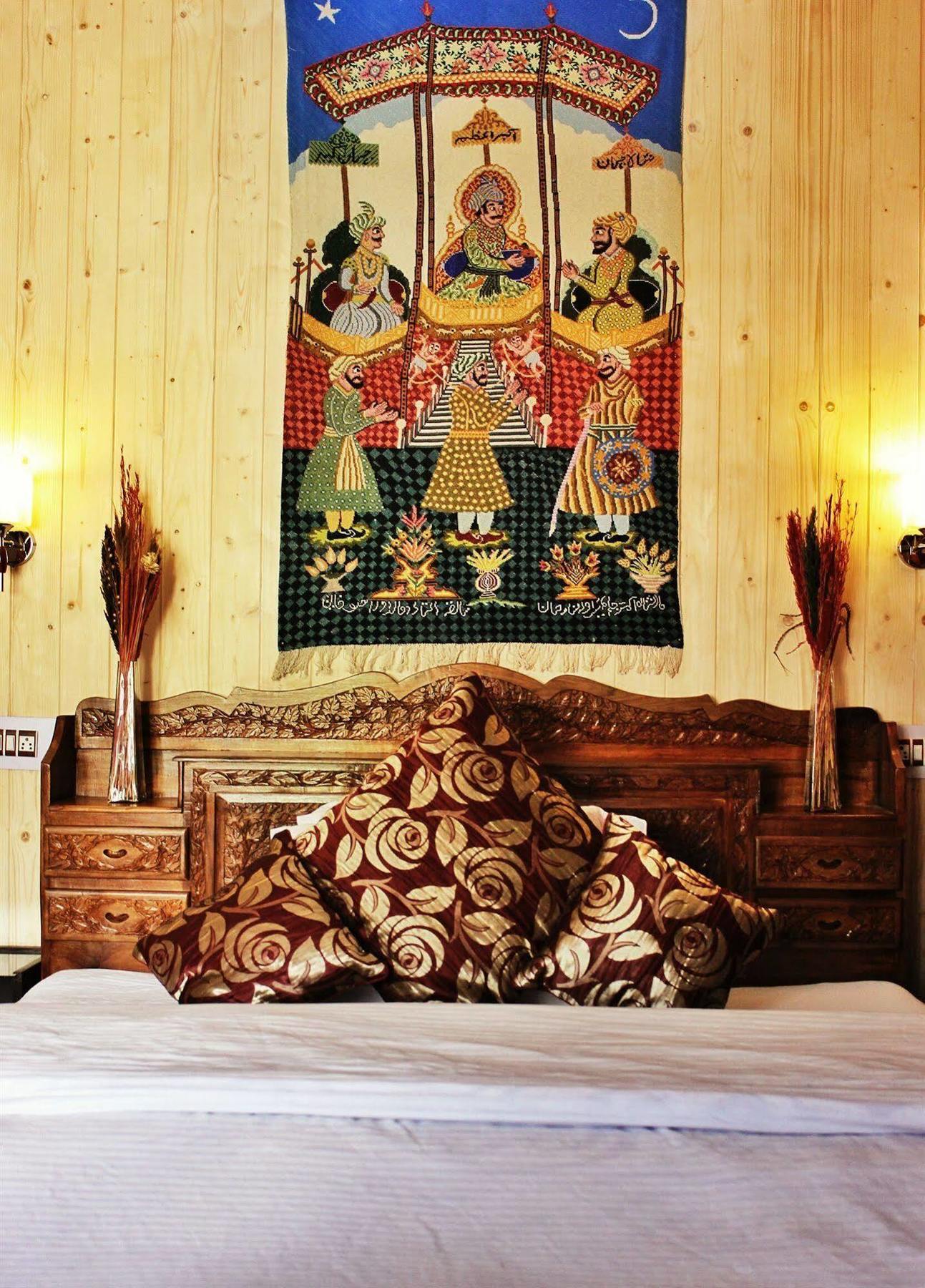 Walisons Hotel Srīnagar Exteriér fotografie